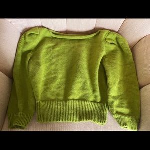 Ains and Elke StyleHaus Medium Solid Pullover